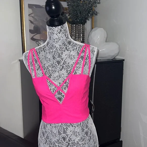 TOBI pink cropped top size medium - Picture 3 of 5